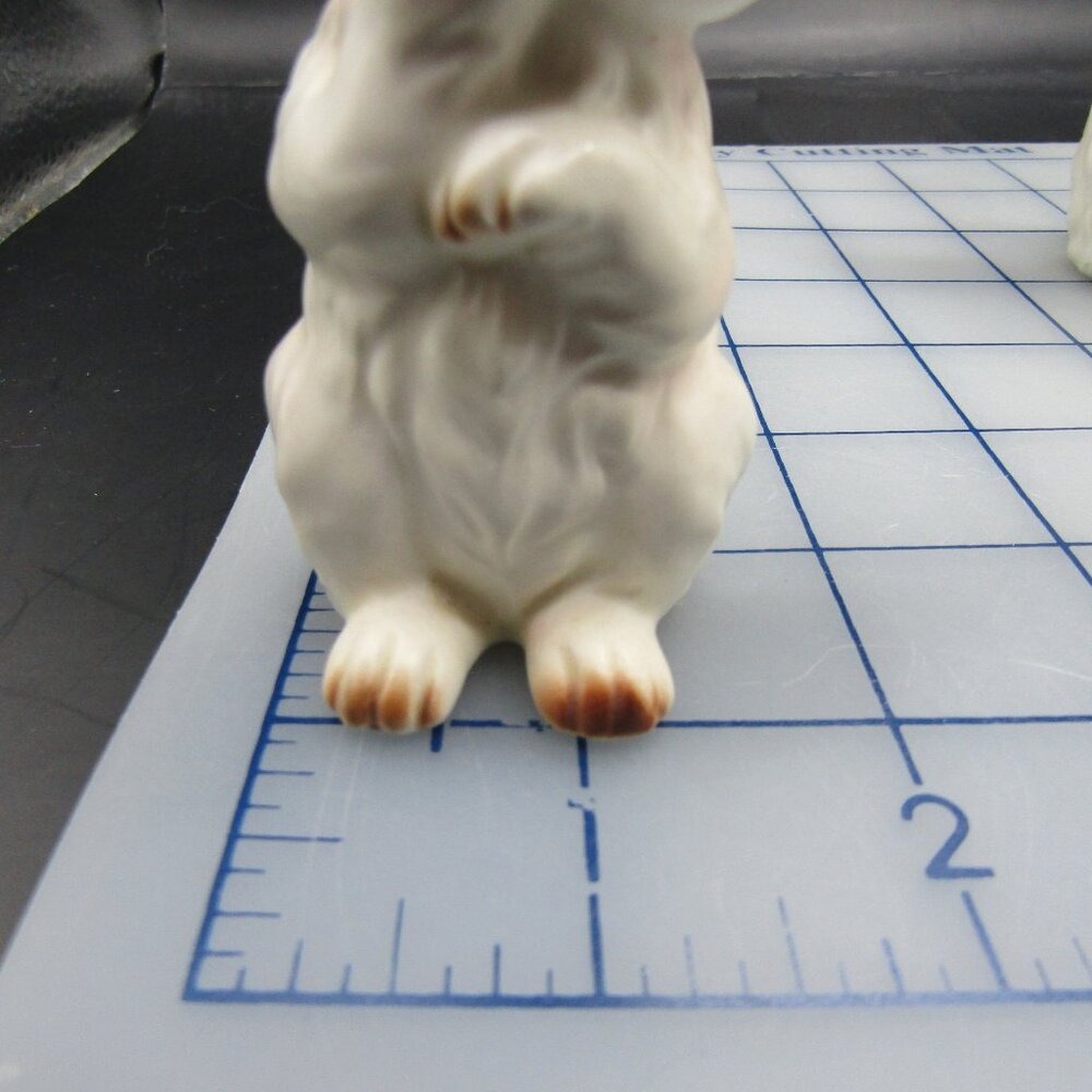 Two White Porcelain Rabbits - Picture 13 of 14